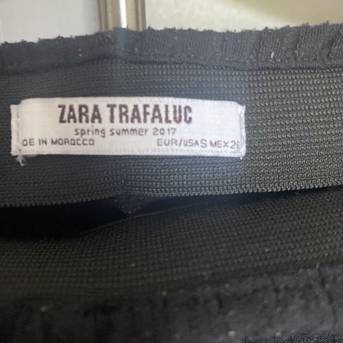 Zara pants small size black like new
