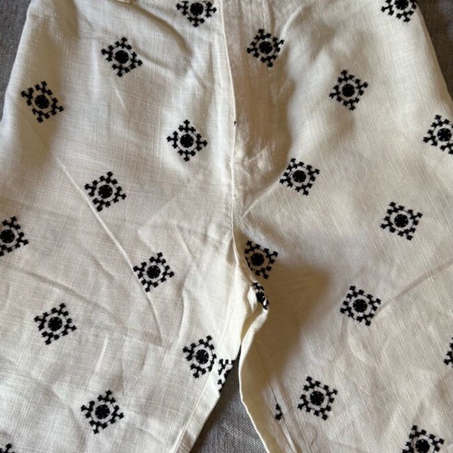 Zara pants small like new, black and white