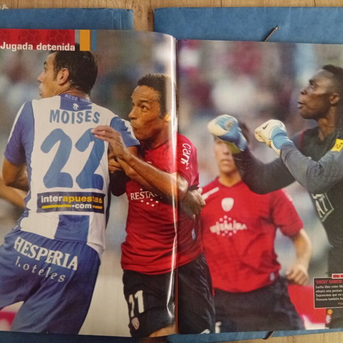 Don Balon magazine issue 2-8/10/2006 with David Villa poster like new