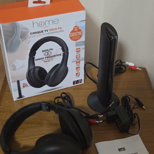 T'nB Home wireless RF TV headphones new