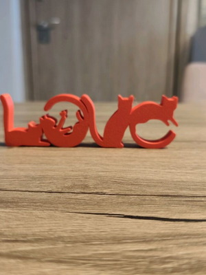 3D Printed "LOVE" Decorative Figurines with Cats new