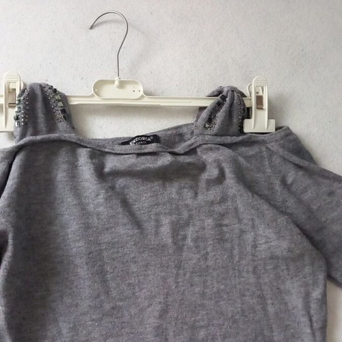 Women's gray thin wool long blouse used, size M