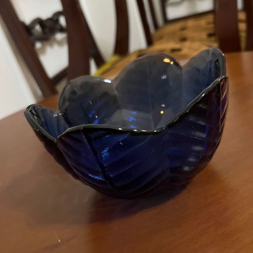 Two blue glass bowls like new, decorative and ribbed