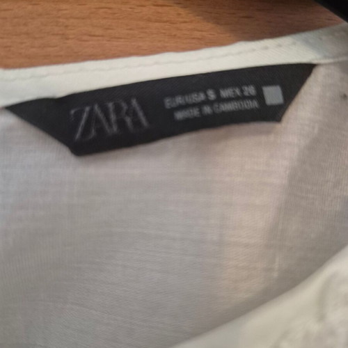 Zara white blouse size S new, thin breathable fabric