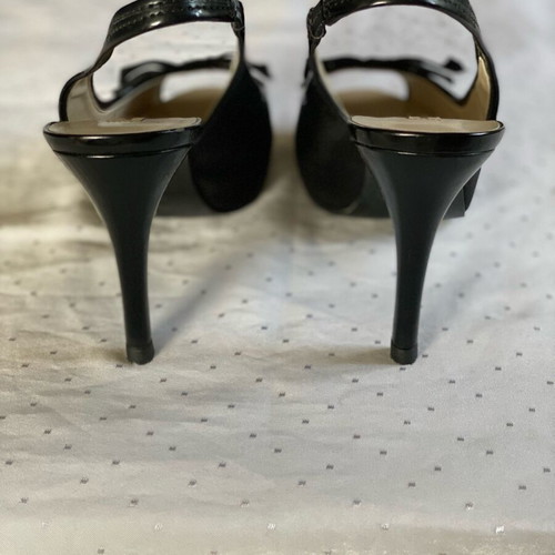 Zara peep toe sandals like new, size 39, black