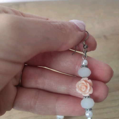 Handmade 925 silver earrings with white and pink beads like new