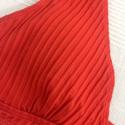 Coral high-waisted bikini with ribbed texture, medium