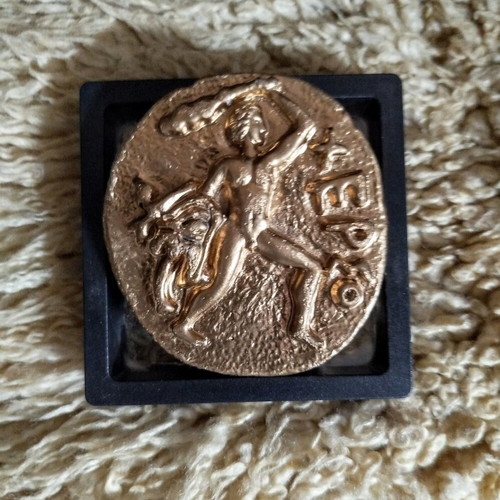 Handmade decorative paperweight "ΧΕΡΣΟ" with mythological Heracles theme