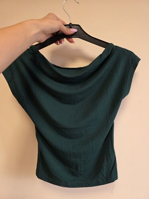 Green top with open back, new, fits XS and S