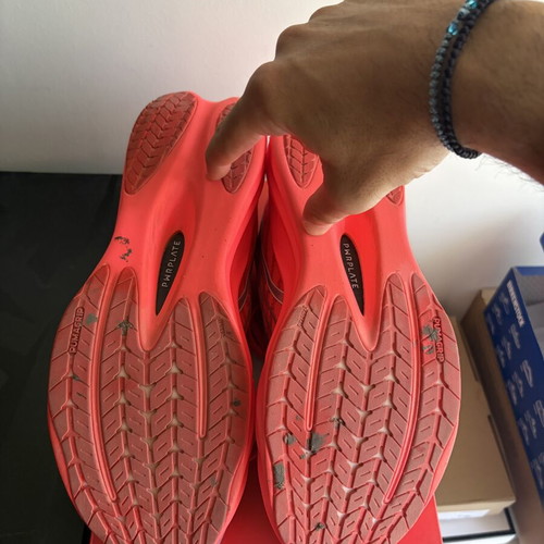 Puma Deviater Nitro 4 running shoe size 44, red