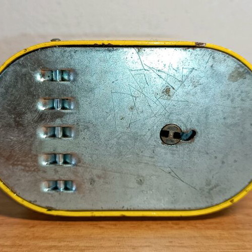 Metal security money box used without key
