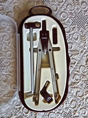 Vintage Lorenz precision metal compass set with extension and case like new