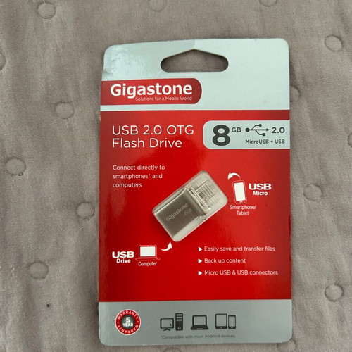 Gigastone USB 2.0 OTG Flash Drive 8GB new