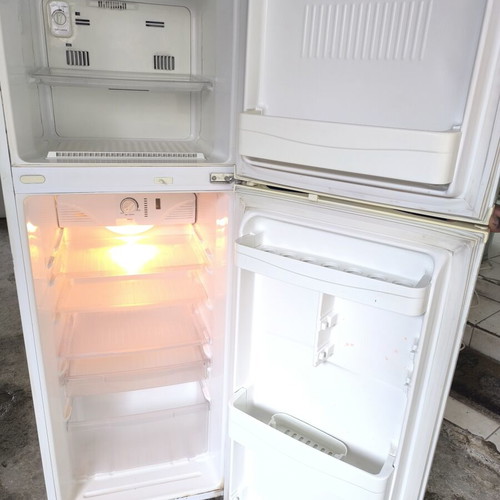 LG No Frost Refrigerator used, full working order