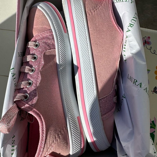 Laura Ashley girls canvas sneakers like new, size 32, pink