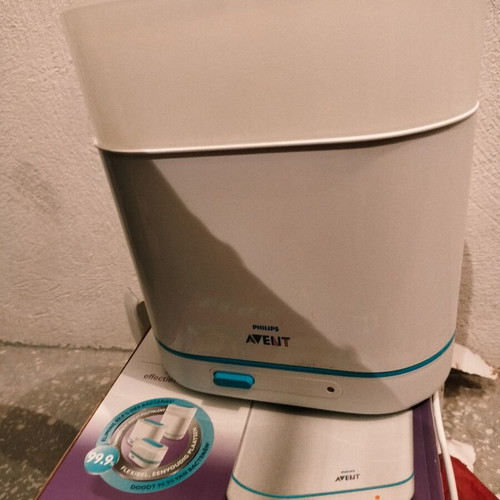 Philips Avent Electric Sterilizer for Bottles and Pacifiers used