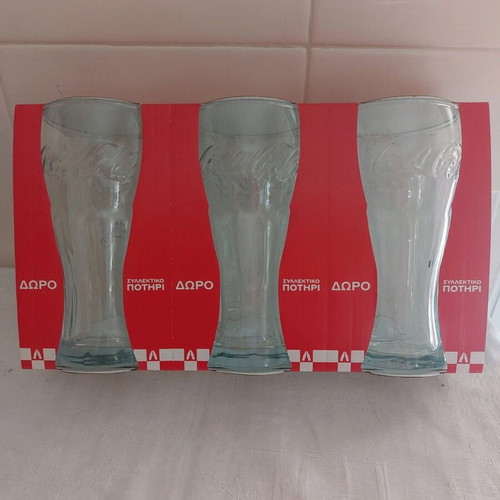 Collectible Coca-Cola glass cups set of 3, new