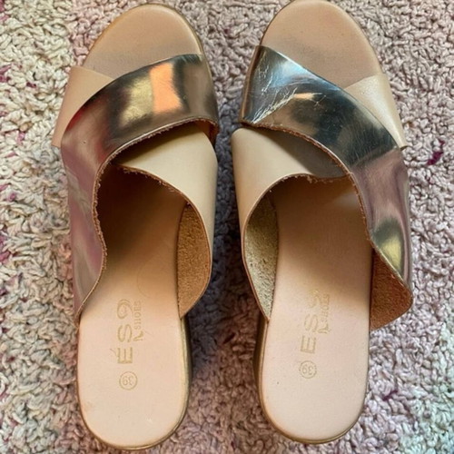 Platform sandal like new, size 39, beige