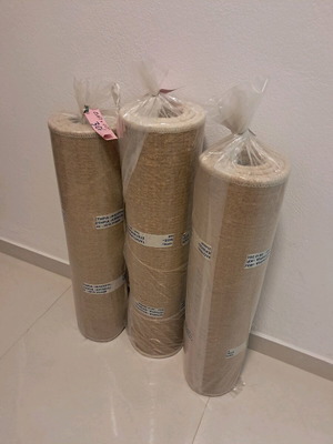 Hallway and bedroom rugs like new, set of 3 pieces