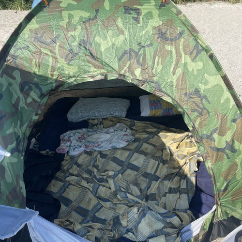 Camping tent like new, approx. 1.85x1.85x1.4 m
