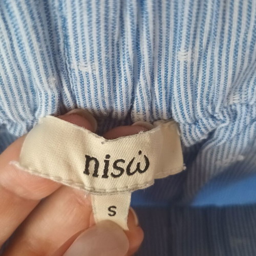 Nisω shorts like new, cotton, white and blue, size S