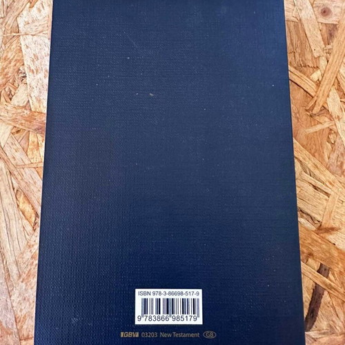 New Testament book like new, New King James Version