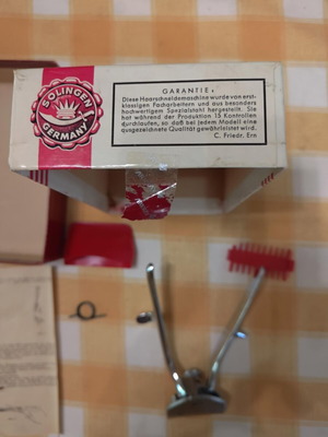 KRONE & SCHWERT Solingen vintage manual hair clipper with original box and instructions