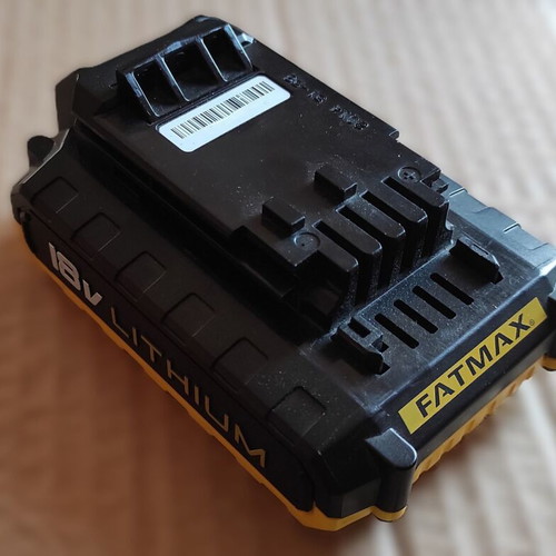 Stanley Fatmax 18V 2Ah battery