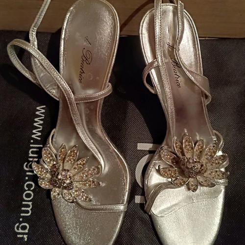 Official silver di Beatrice sandal like new with flower decoration