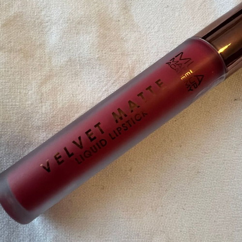 MUA Velvet Matte Liquid Lipstick new, shade Heartbreaker