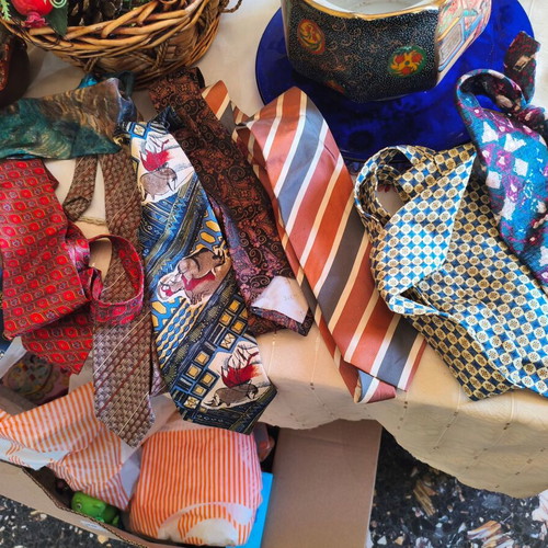Ties pack like new, 10 pieces