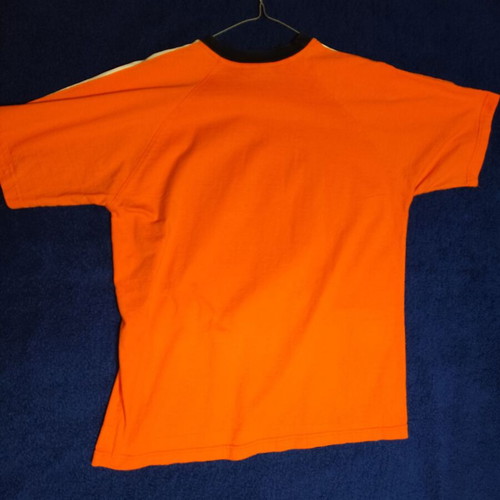 Men's orange t-shirt size L like new
