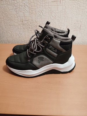Fila boots new, size 42, black and gray