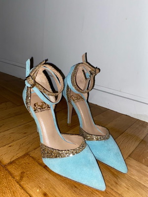 Once Upon A Shoe Stiletto Heels used, blue with gold details, size 36