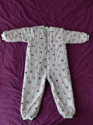 Tender baby sleeping bag like new, sweets design, detachable sleeves