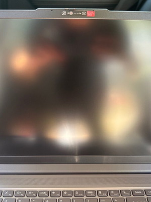 Lenovo IdeaPad Slim 3 15IRH8 15.6"