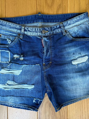 Dsquared2 denim shorts S71MU0457 like new, size L-XL, blue