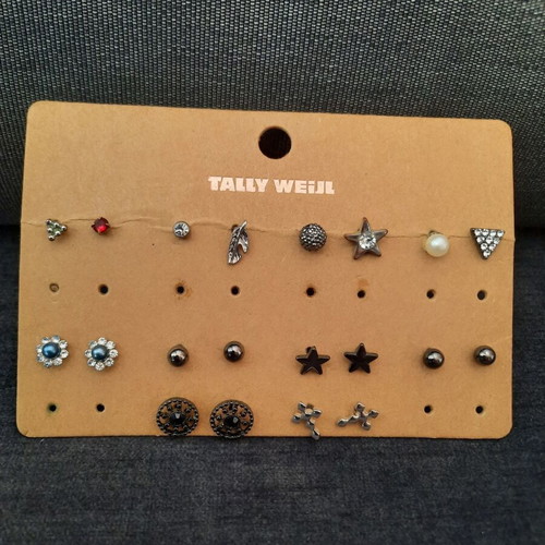 Earrings set like new, 8 single and 6 pairs multicolored