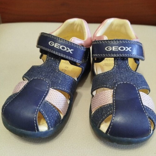 Geox sandals for girls size 23 like new, blue and pink