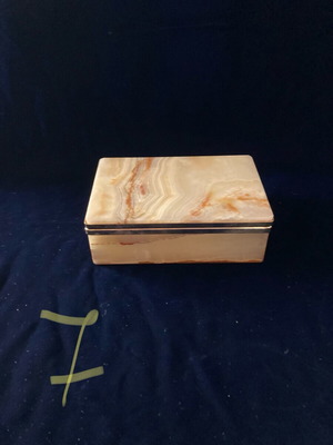 Alabaster box like new