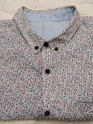 Men's cotton shirt with pocket. Neck circumference 42 cm, size Large.