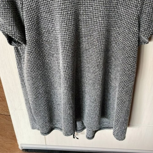 Devotion top with open back, small, like new, black and grey