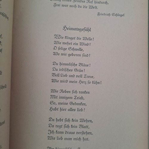 Γερμανικό βιβλίο 1943 μεταχειρισμένο με εξαιρετική γραμματοσειρά και ποιήματα