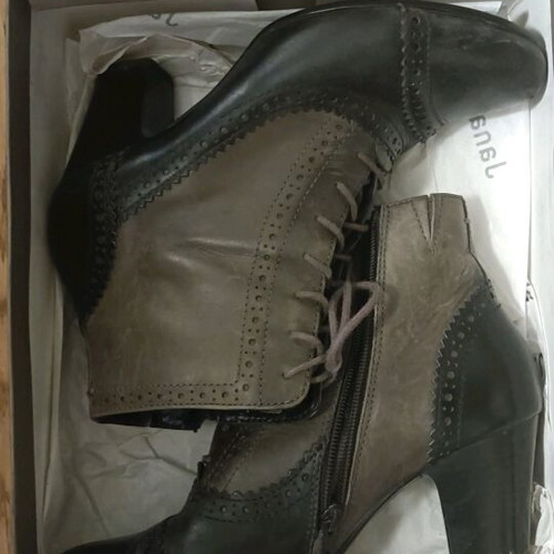 Jana leather ankle boots size 38 used, Victorian vintage style