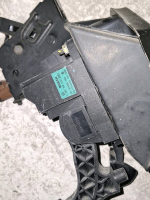 Vw Polo pedal assembly used