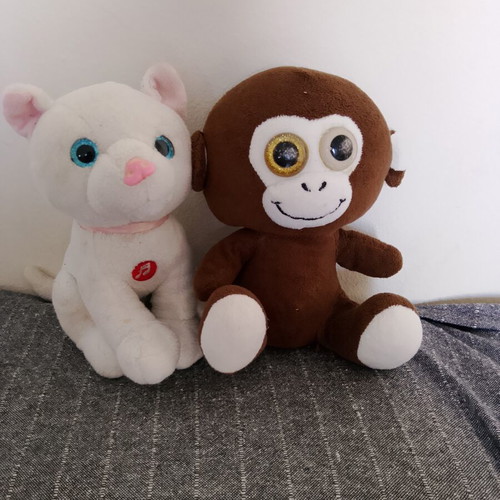 Two stuffed toys used, set of 2