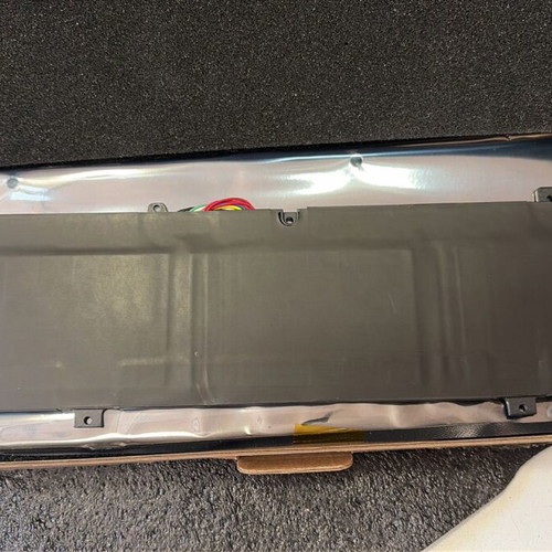Medion Akoya laptop battery new, model L18M3PF7, 45Wh, 11.55V