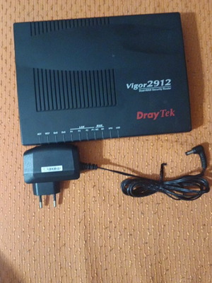 Draytek Vigor 2912 router used, dual WAN