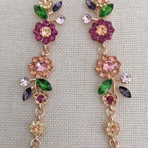 Earrings with colorful crystals new