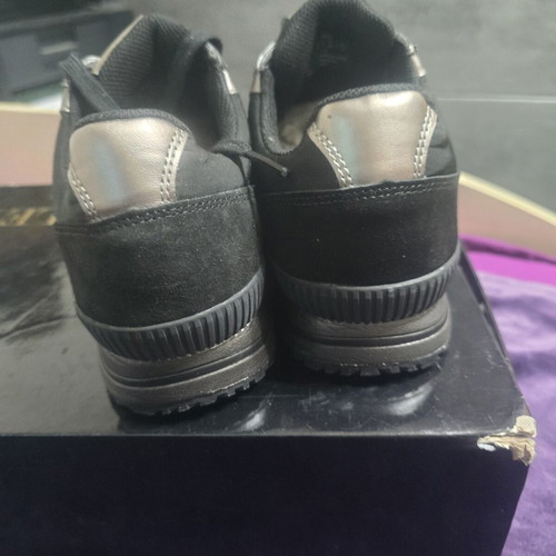 Calvin Klein sneakers size 42 new, black